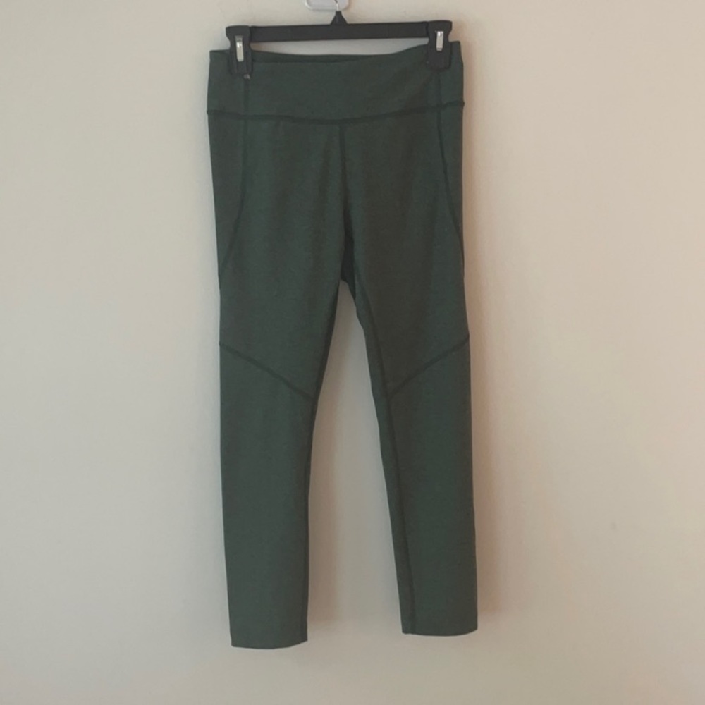 Outdoor voices full length green leggings